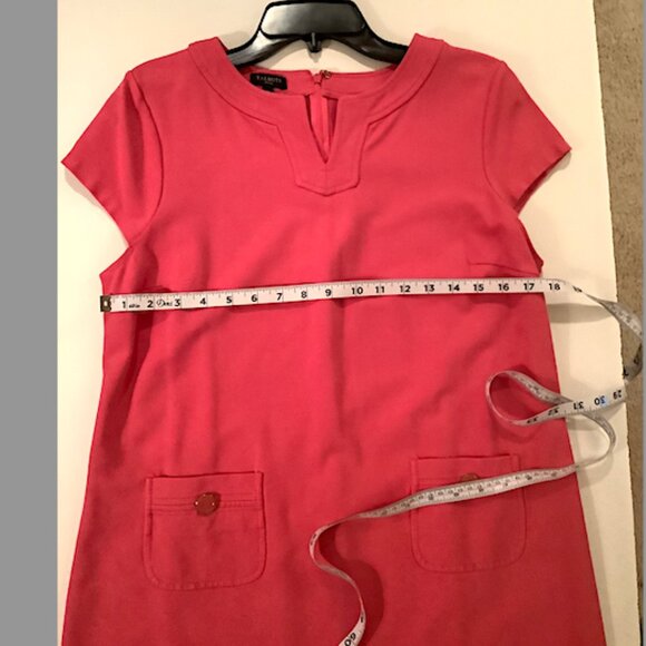 Talbots Hot Pink Casual Cap Sleeve Dress Size 12P, Poly-blend, unlined, back zip - Picture 9 of 10